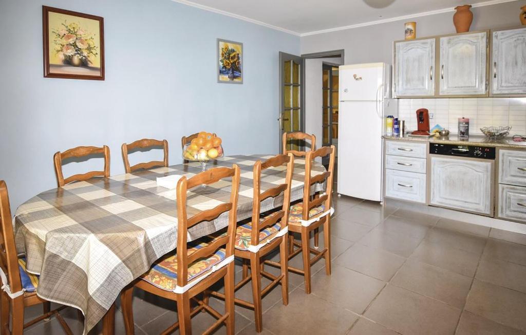 Charmante Maison Climatisee Vedene - Avignon Avec Piscine Экстерьер фото