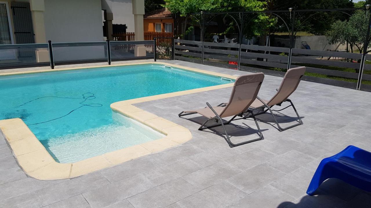 Charmante Maison Climatisee Vedene - Avignon Avec Piscine Экстерьер фото
